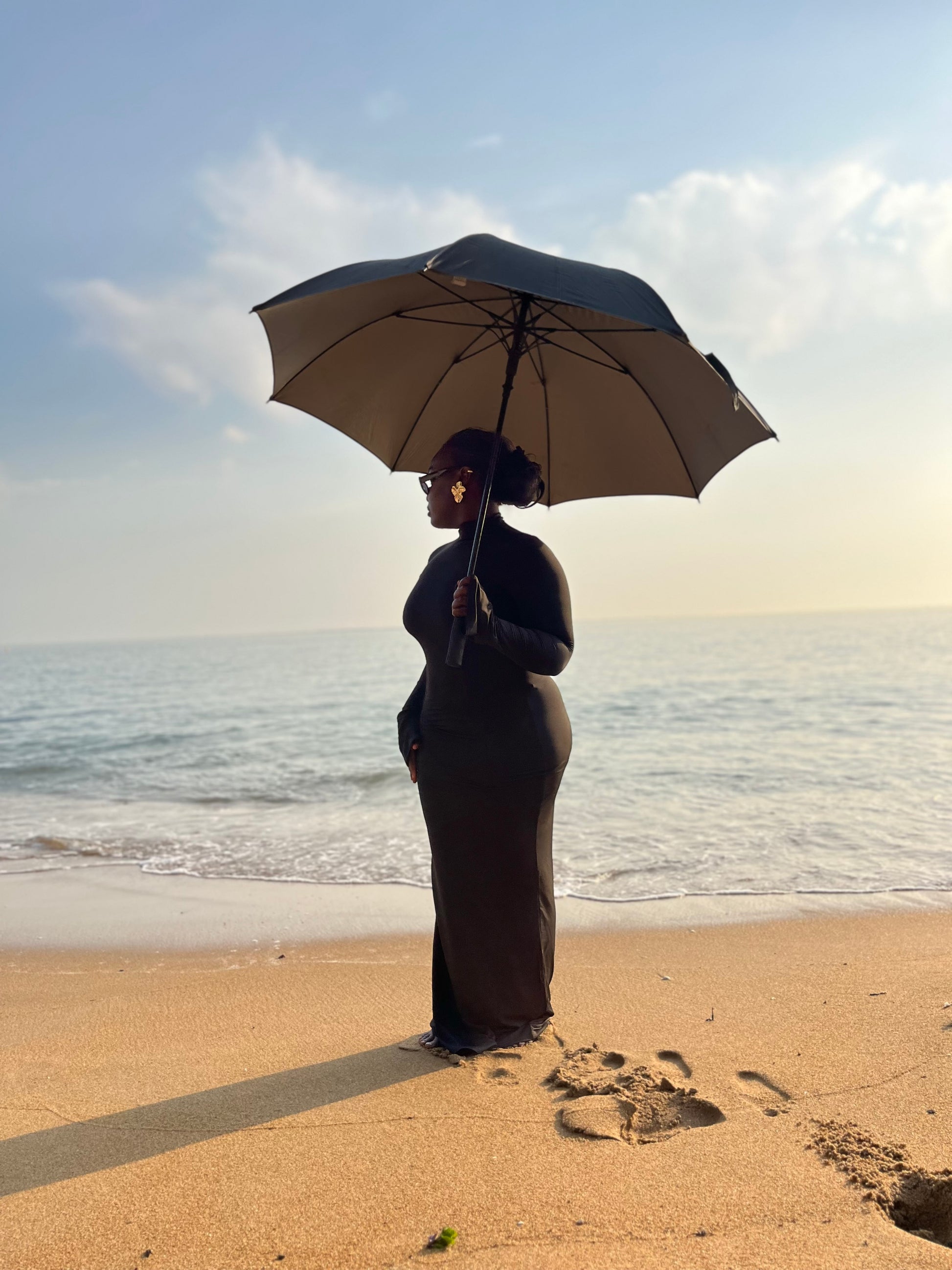 Robe Ruby – Élégance Audacieuse & Silhouette Sculptée